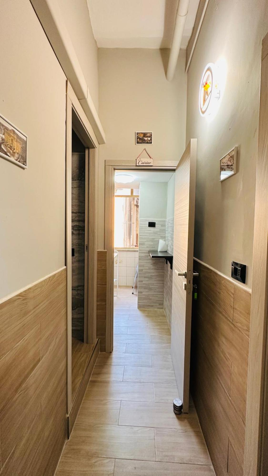 Soha'S Holiday Рим Екстер'єр фото